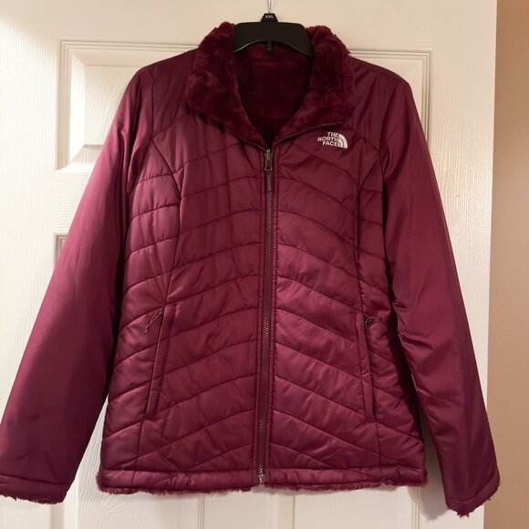 The North Face Women's Burgundy Reversible Jacket Sz. M EUC - Picture 1 of 10